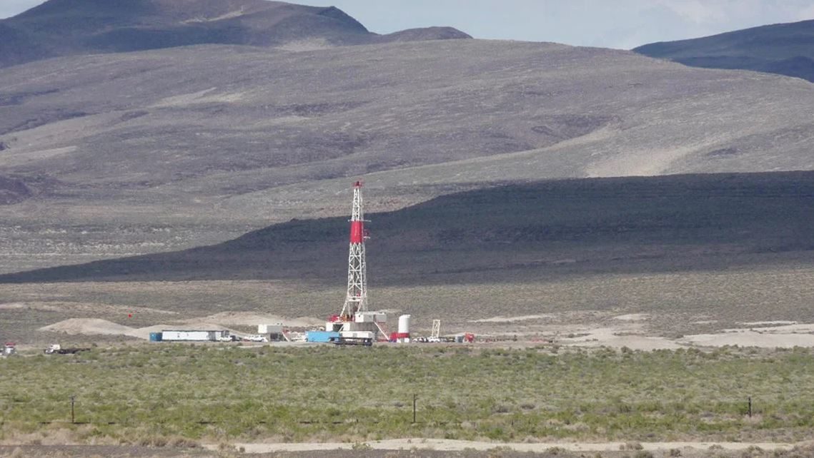 Drill Rigs and Components